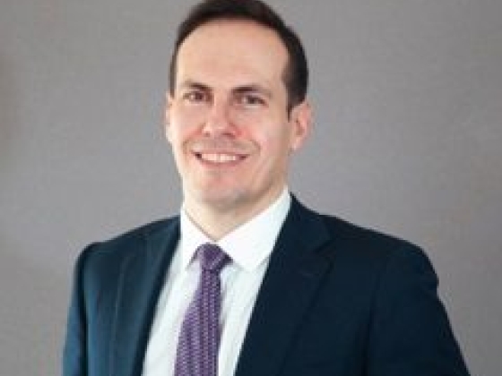 Kostas Tsitskaris MD, MSc, FRCS (Tr & Orth) Trauma and Orthopaedic Surgeon (Hip and Knee)